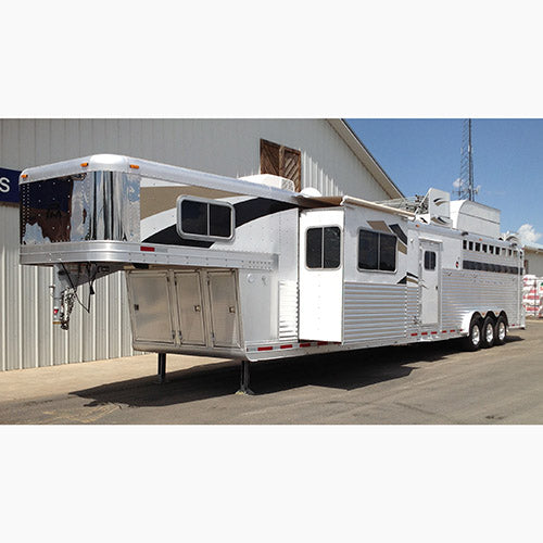 Winterizing your living quarters trailers - Step 1 and 2